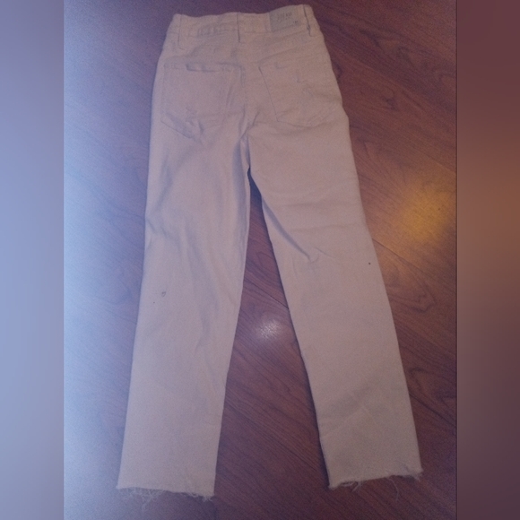 YMI DREAM FIT White Denim Anklet Jean ( Size: 5/27) - Picture 2 of 4